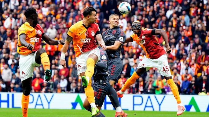 GALATASARAY İLE SAMSUNSPOR, 65. RANDEVUDA 