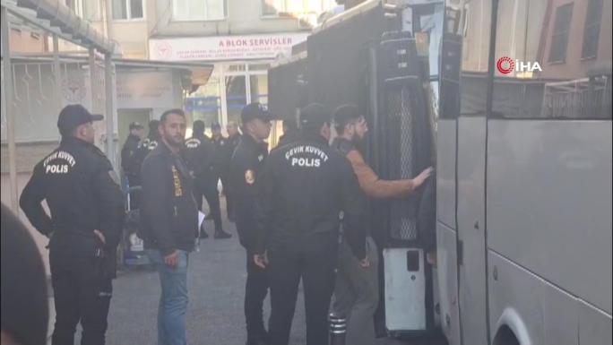 ‘BAHİS VE ŞİKE’ SORUŞTURMASINDA GÖZALTINA ALINANLAR SAĞLIK KONTROLÜNDEN GEÇİRİLDİ 