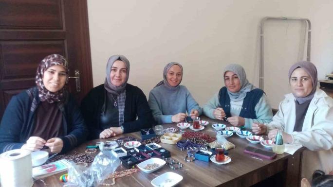 AYDINCIK TAKILARIYLA HEM EKONOMİ CANLANIYOR HEM YOZGAT TANITILIYOR 