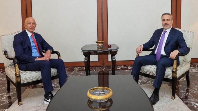 BAKAN FİDAN, ABD SURİYE ÖZEL TEMSİLCİSİ BARRACK’I KABUL ETTİ 