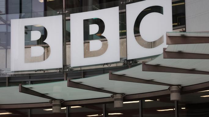 BBC'DEN TRUMP'IN TAZMİNAT DAVASINA YANIT: "BU DAVADA KENDİMİZİ SAVUNACAĞIZ"