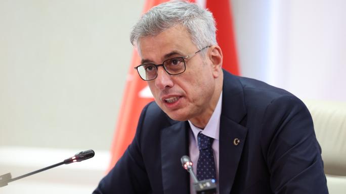 BAKAN MEMİŞOĞLU: "BU ÜLKENİN ÜÇTE BİRİNİN SİGARA İÇMESİNİ BİR SAĞLIK BAKANI OLARAK İSTEMİYORUM"