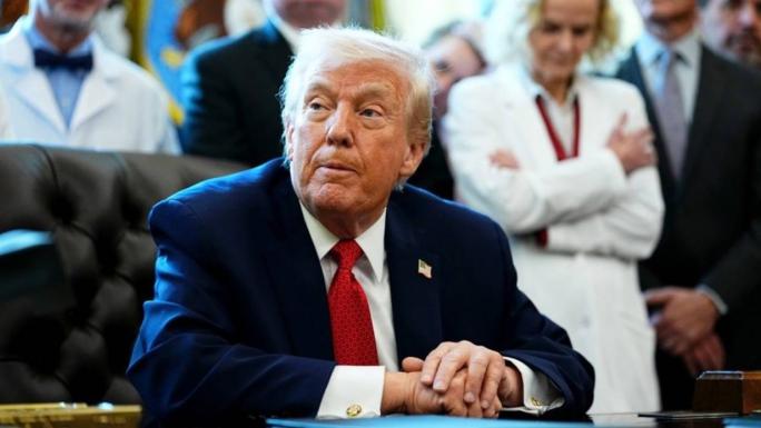 TRUMP: &QUOT;UKRAYNA ZAMAN HARCADIKÇA RUSYA FİKRİNİ DEĞİŞTİRİYOR&QUOT; 