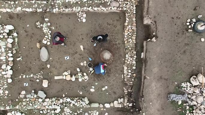 AMASYA’DA 2 BİN 600 YILLIK TANDIR KEŞFEDİLDİ 