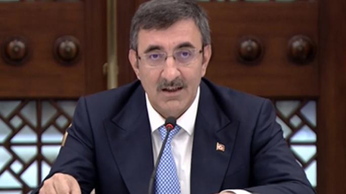 CUMHURBAŞKANI YARDIMCISI YILMAZ: &QUOT;2026 YILINDA ENFLASYONU YÜZDE 20’NİN ALTINA İNDİRMEYİ, 2027 İTİBARIYLA YENİDEN TEK HANELİ RAKAMLARA ULAŞMAYI HEDEFLİYORUZ&QUOT; 