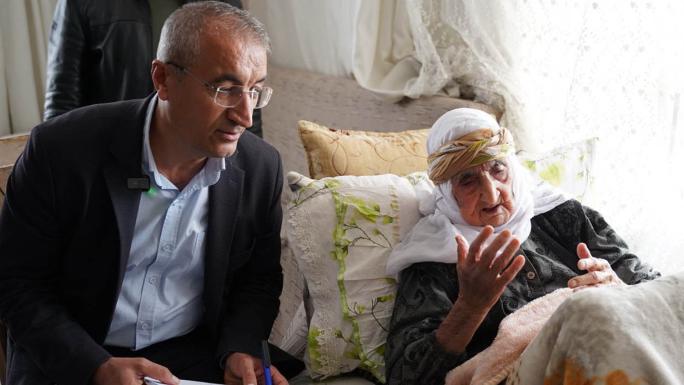 ADIYAMANLI HANIM ORMAN, 105 YAŞINDA AK PARTİ’YE ÜYE OLDU 