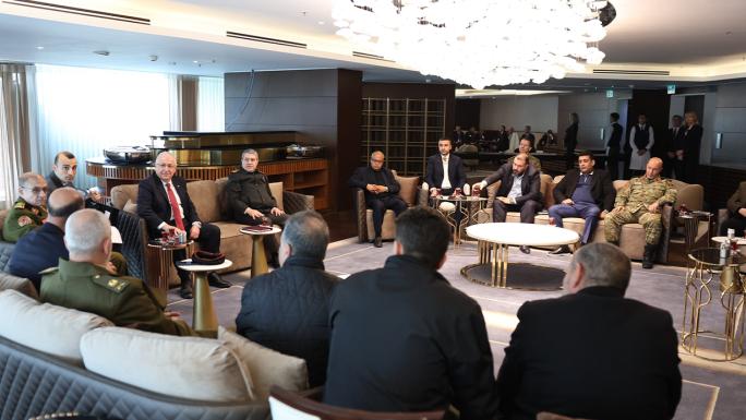 UÇAK KAZASINDA HAYATINI KAYBEDEN LİBYA HEYETİNİN AİLELERİ, NAAŞLARI ALMAK ÜZERE ANKARA’YA GELDİ 