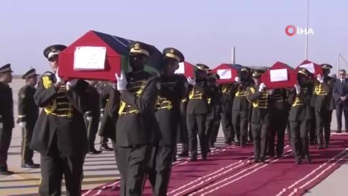 UÇAK KAZASINDA HAYATINI KAYBEDEN LİBYA ASKERİ HEYETİNİN CENAZELERİ TRABLUS'A GETİRİLDİ 