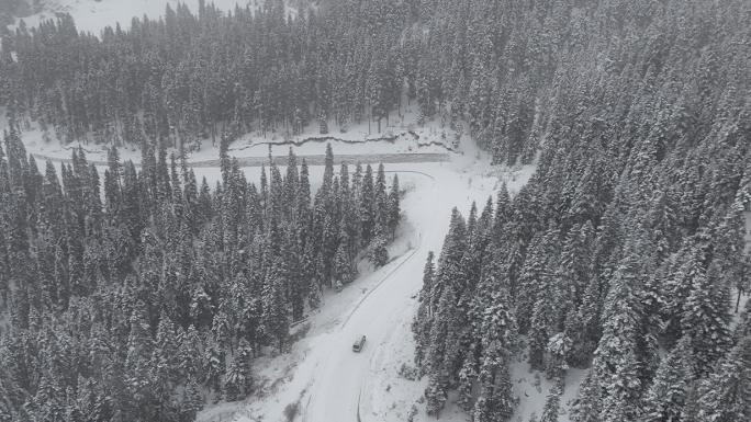 BEYAZA BÜRÜNEN ILGAZ DAĞI BÖYLE GÖRÜNTÜLENDİ 