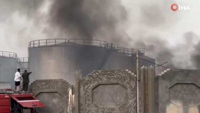 BAE, YEMEN’DEKİ GÜÇLERİNİ GERİ ÇEKTİ