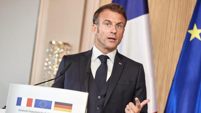 MACRON:"ÖNÜMÜZDEKİ GEÇİŞ SÜRECİ BARIŞÇIL, DEMOKRATİK VE VENEZUELA HALKININ İRADESİNE SAYGILI OLMALI"