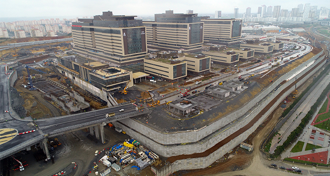 Başakşehir İkitelli Şehir Hastanesi yolunun yapımına başlandı
