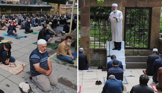 İŞTE,BÜYÜK CAMİİDE 74 GÜN SONRASININ İLK CUMA NAMAZI