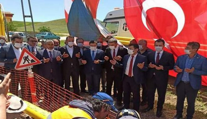 SARAYKENT, DOĞANKENT ve DEDEFAKILI'DA DOĞALGAZ  TÖRENİ SEVİNCİ