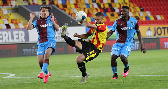 ÖZET İZLE: Göztepe 1 - 3 Trabzonspor Maç Özeti ve Golleri İzle| Göztepe TS Kaç Kaç Bitti