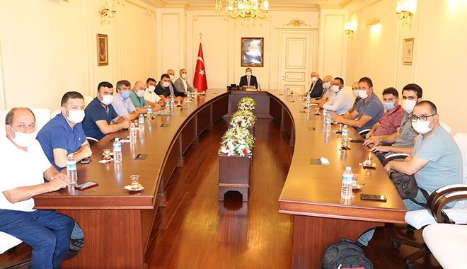 YENİ VALİ,YOZGAT GAZETECİLER CEMİYETİ MENSUPLARIYLA BULUŞTU