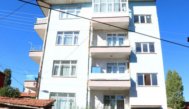 YOZGAT’TA BU APARTMANIN SAKİNLERİ ‘KORONAVİRÜS’ KARANTİNASINDA