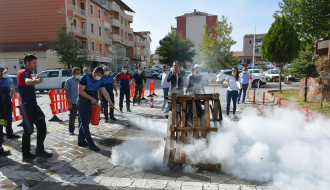 SORGUNDA BELEDİYEDEN  ‘GERÇEK’ GİBİ YANGIN TATBİKATI