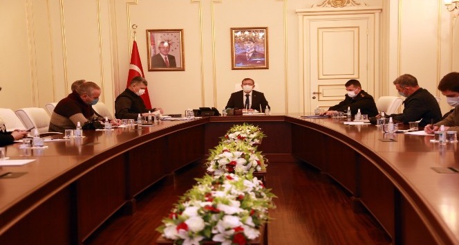 VALİ POLAT: VATANDAŞLARIMIZ ACİL DURUMLARDA 112’Yİ ARASIN