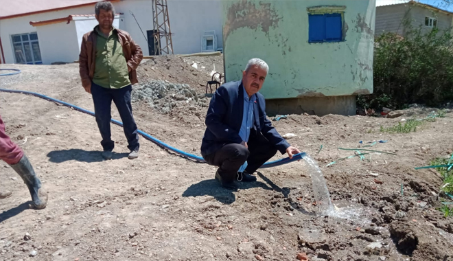 KADIŞEHRİ BELEDİYESİ YENİ SU KAYNAK ARAYIŞLARINI SÜRDÜRÜYOR