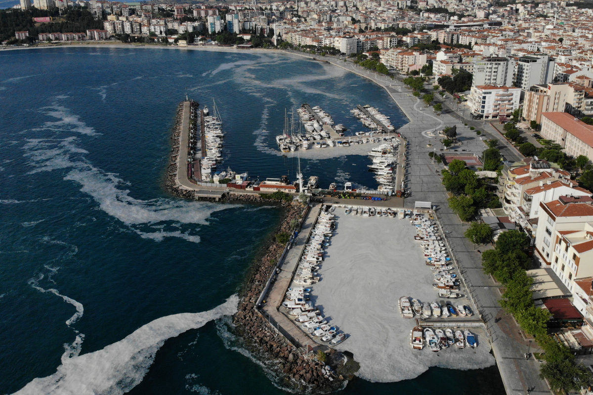 Çanakkale Boğazı’nda 1 haftada 198 metreküp müsilaj toplandı