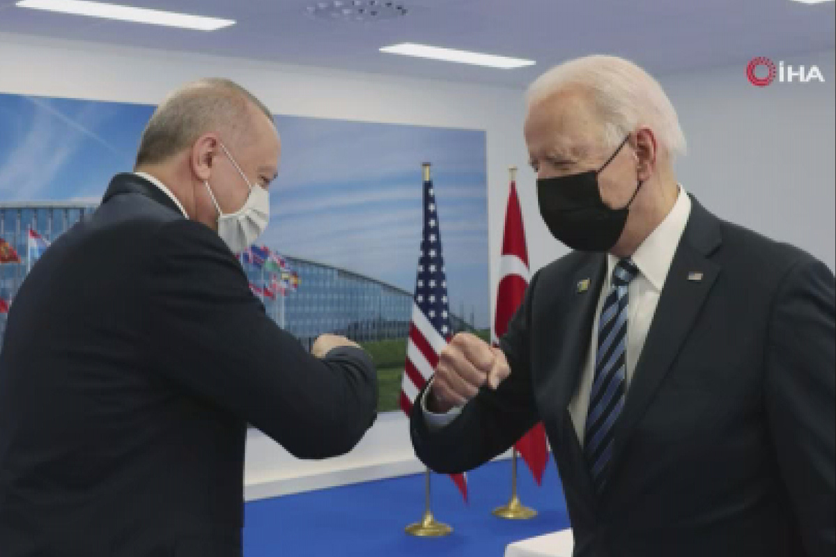 Erdoğan ve Biden ilk kez Brüksel'de bir araya geldi