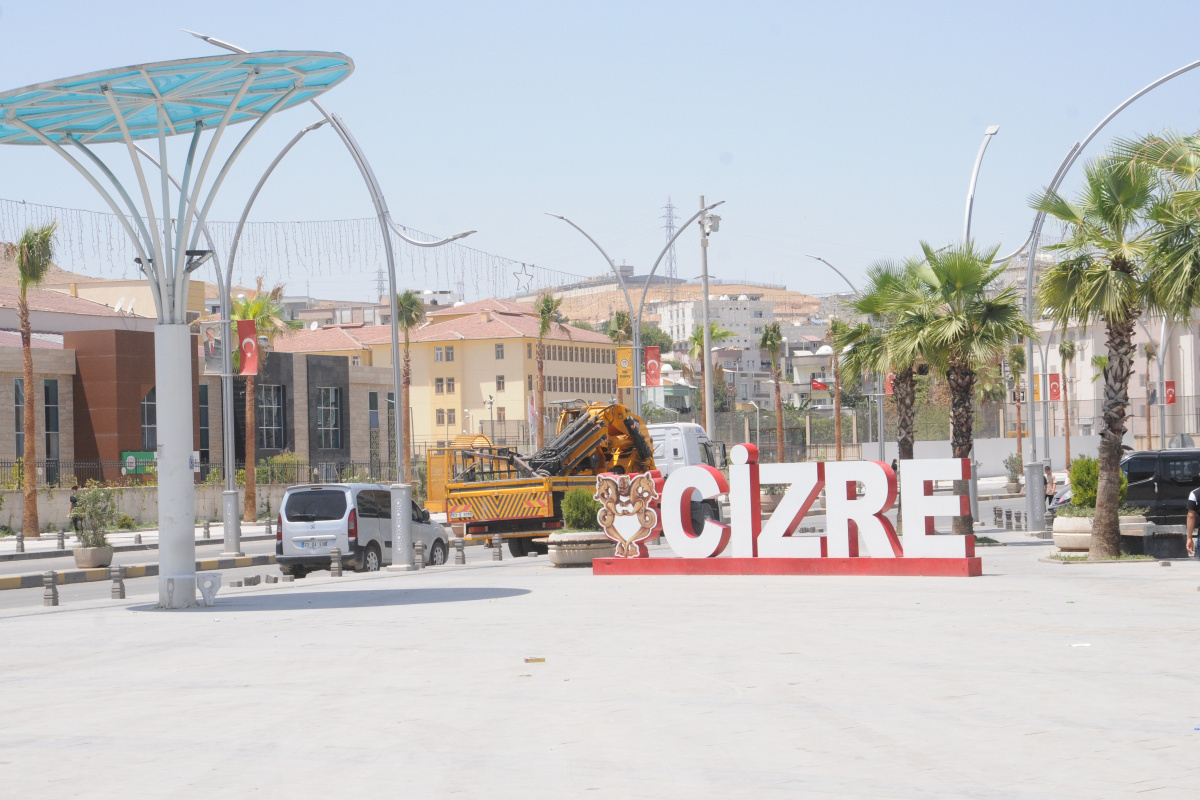 Cizre tarihinin en sıcak yaz günlerini yaşıyor