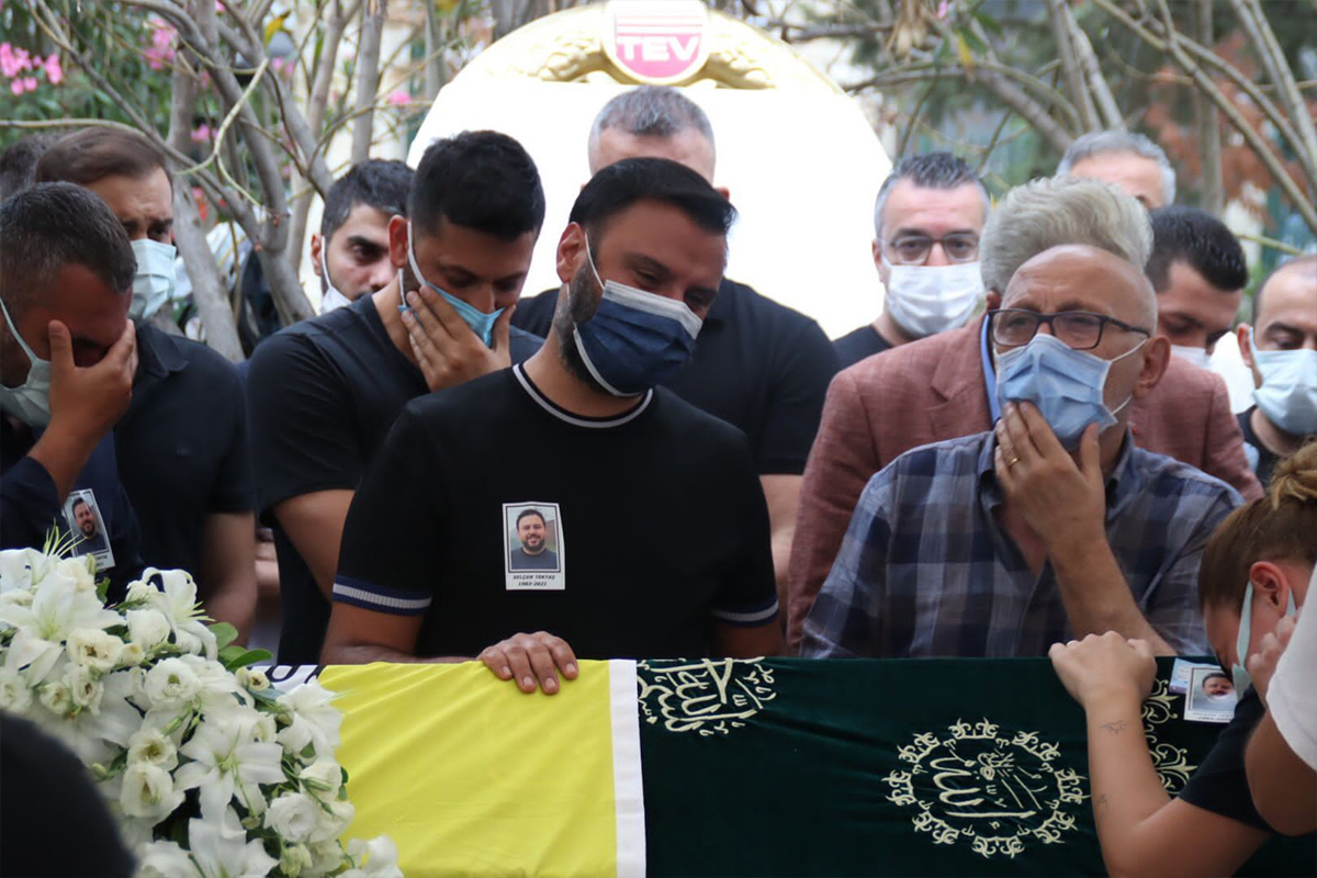 Ünlü sanatçı Alişan’ın kardeşi Selçuk Tektaş son yolculuğuna uğurlandı