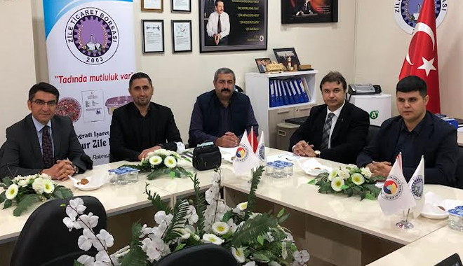 YOZGAT HEYETİNDEN ZİLEDE ENDÜSTRİYEL KENEVİRİ TANITIM ZİYARETİ