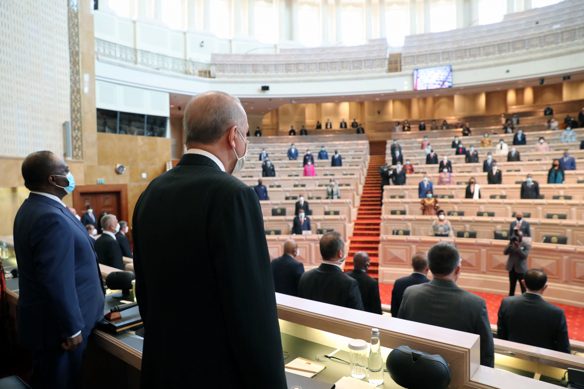 Cumhurbaşkanı Erdoğan, Angola Meclisi Genel Kuruluna hitap etti