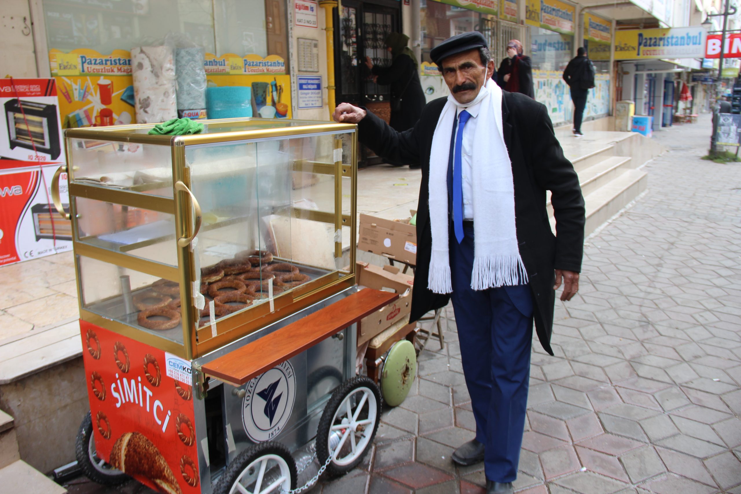ÇAĞDAŞ SİMİTCİYE BELEDİYEDEN ÖZEL SİMİT ARACI ARMAĞANI
