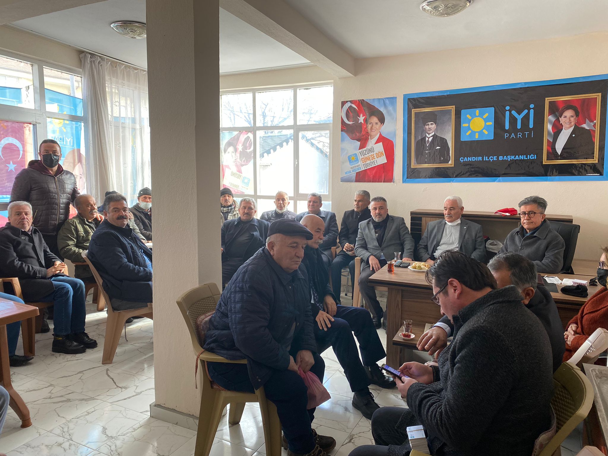 DEMİRER’İN BİR AYAĞI YOZGAT’TA.. ÇANDIR İLÇESİNİ DE ZİYARET ETTİ