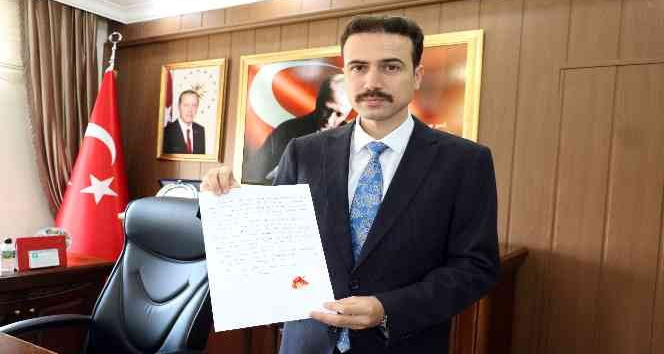 AFRİKAYA DESTEK KAMPANYASINA EV HANIMINDAN ANLAMLI KATKI