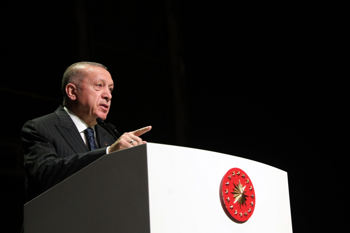 Cumhurbaşkanı Erdoğan: ' Kalabalıklar içinde yalnız da kalsak mücadeleyi vereceğiz'