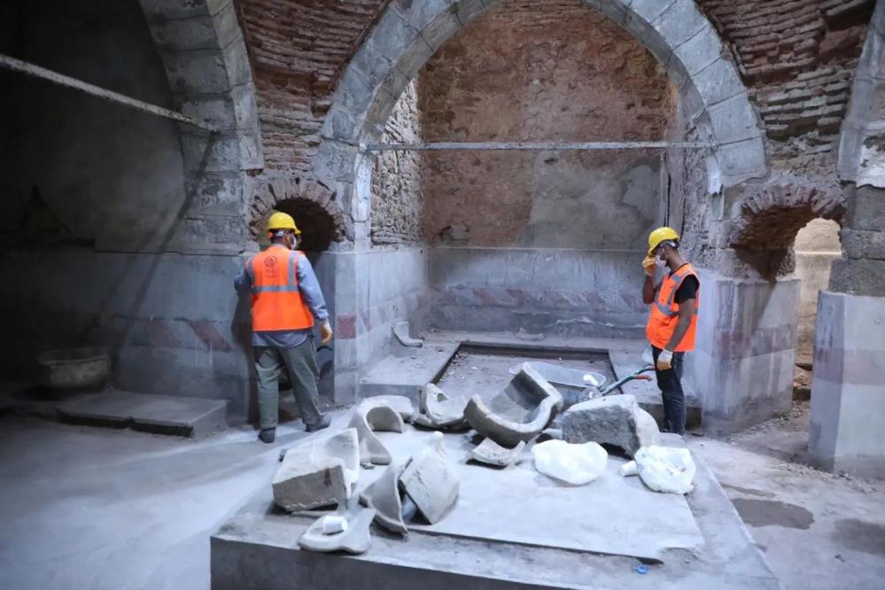 BAŞÇAVUŞ ÇİFTE HAMAMINDA RESTORASYON ÇALIŞMALARI BAŞLADI