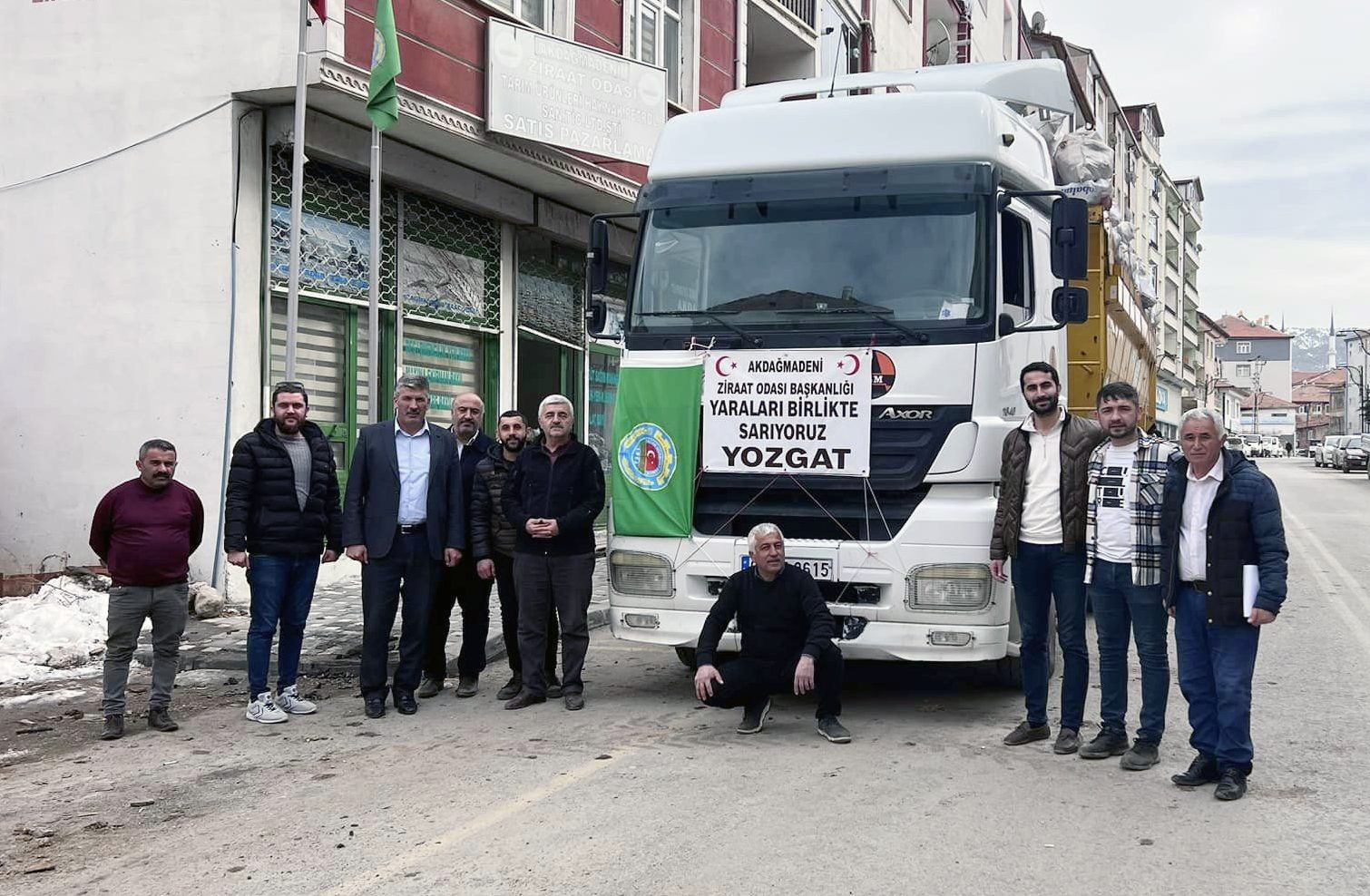 AKDAĞMADENİNDEN DEPREM BÖLGESİNE KATI YAKACAK YARDIMI