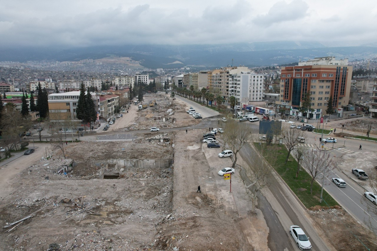 3 yıl önce uyarmıştı, işaret ettiği binaların tamamı yıkıldı