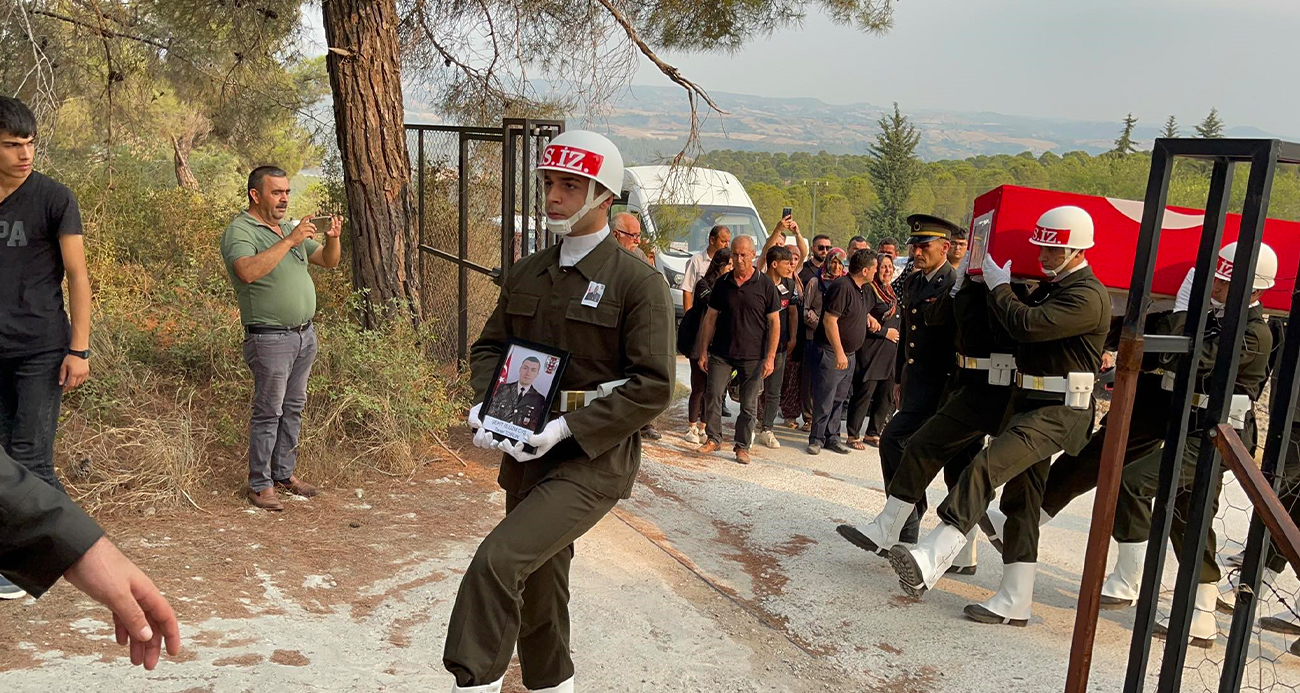 ŞEHİT UZMAN ÇAVUŞ TANER TORUN SON YOLCULUĞUNA UĞURLANDI 