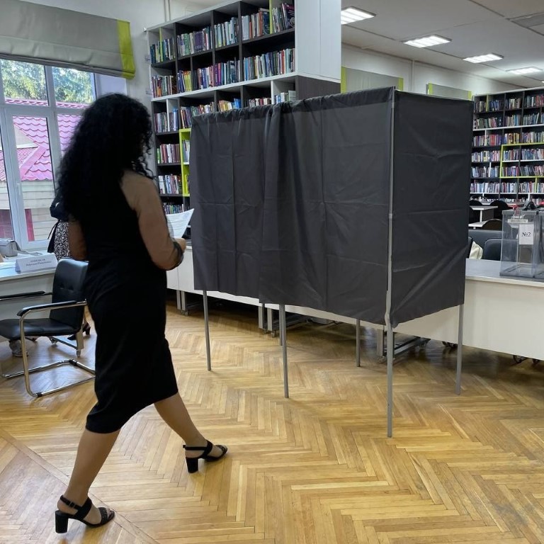 RUSYA’DA YEREL SEÇİMLER BAŞLADI: İŞGAL EDİLEN BÖLGELER DE SANDIĞA GİDİYOR