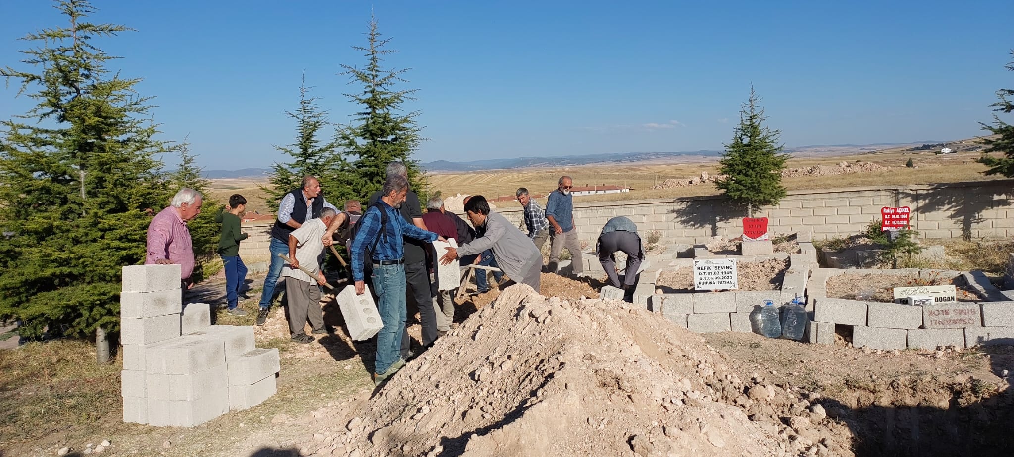 YAZARIMIZ SÜRUR ÖZTÜRK’ÜN ANNESİ EBEDİ YOLCULUĞUNA UĞURLANDI