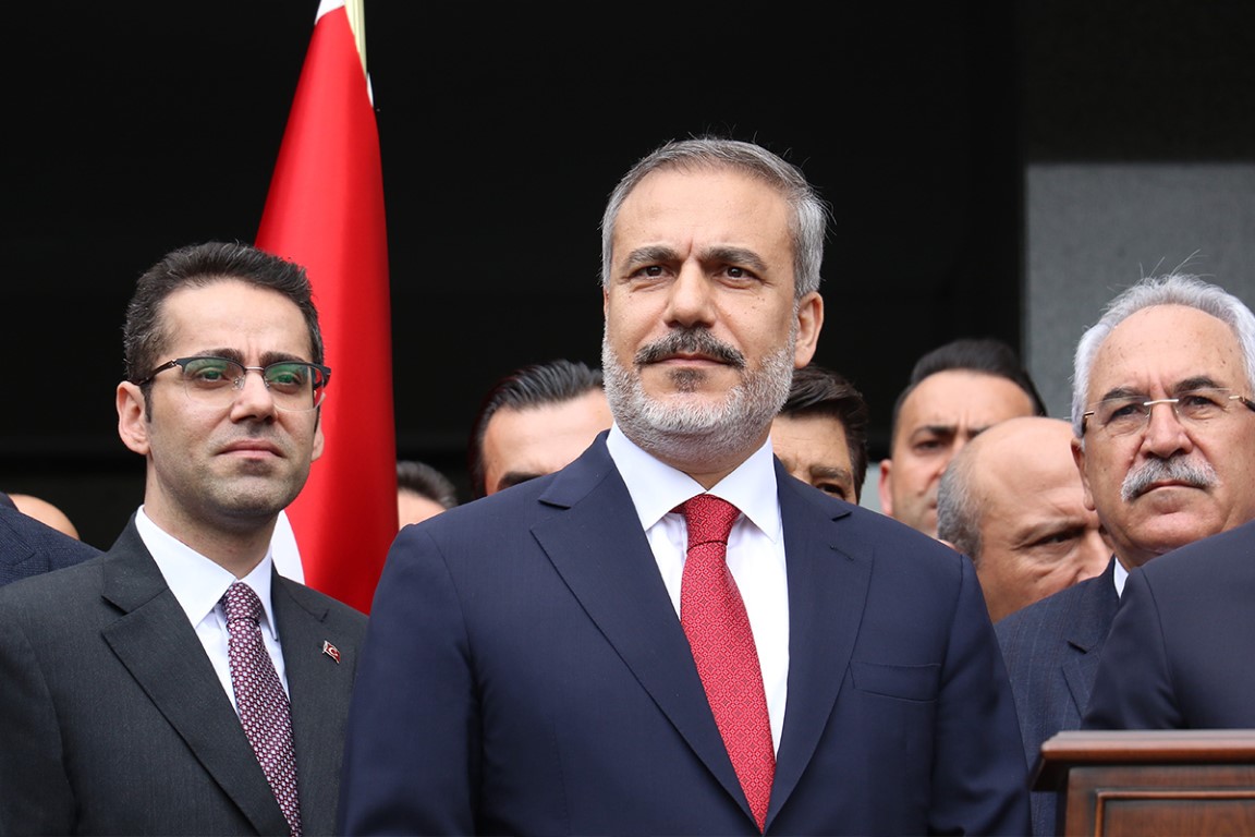 BAKAN FİDAN, KAHİRE BARIŞ ZİRVESİ’NE KATILIYOR