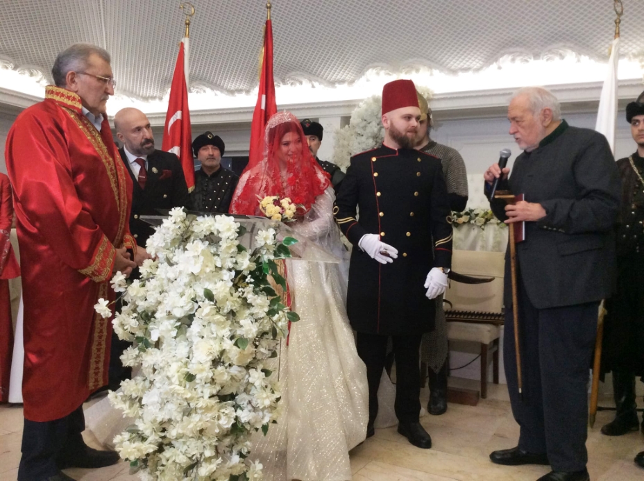 OSMANLI HANEDANININ MUTLU GÜNÜ