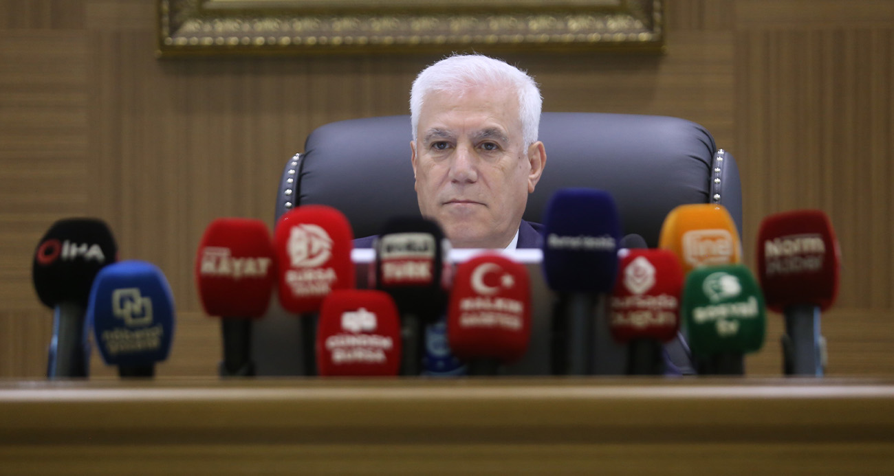 BURSA BÜYÜKŞEHİR MECLİSİ’NDE SU İNDİRİMİ VE TÜRKÇE TABELA KARARI
