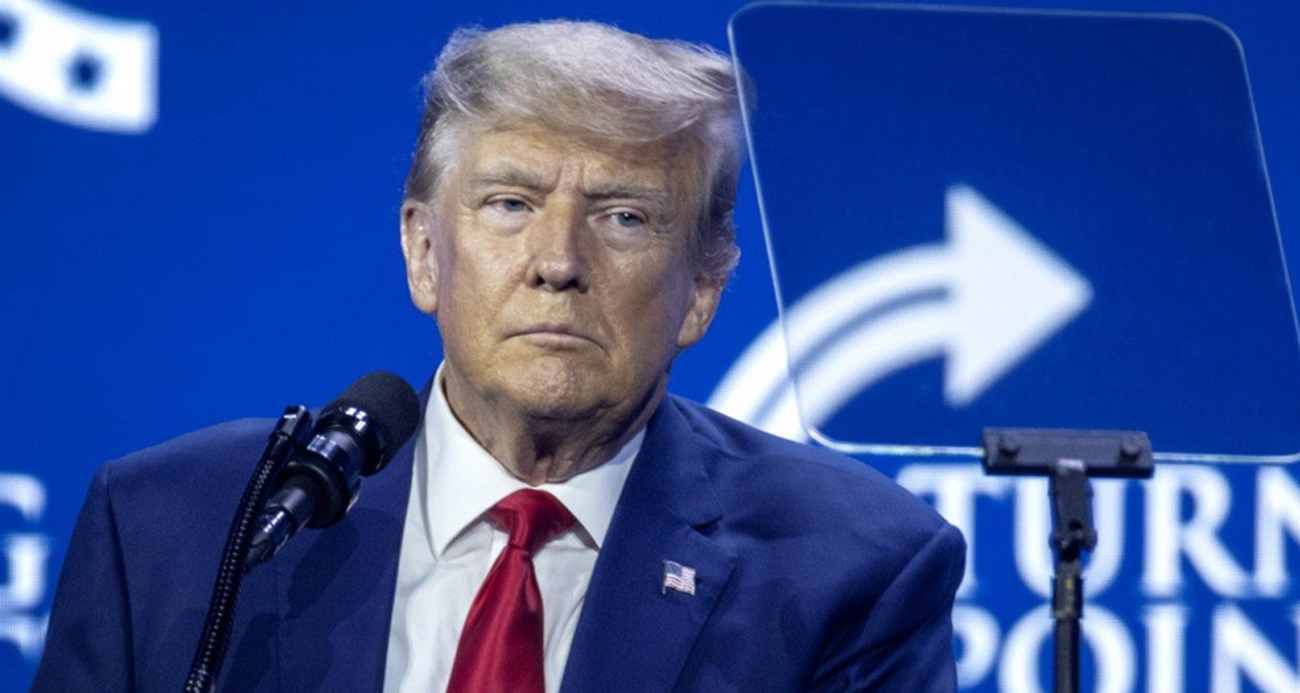 ESKİ SAĞ KOLU COHEN, TRUMP’TAN PARA ÇALDIĞINI İTİRAF ETTİ