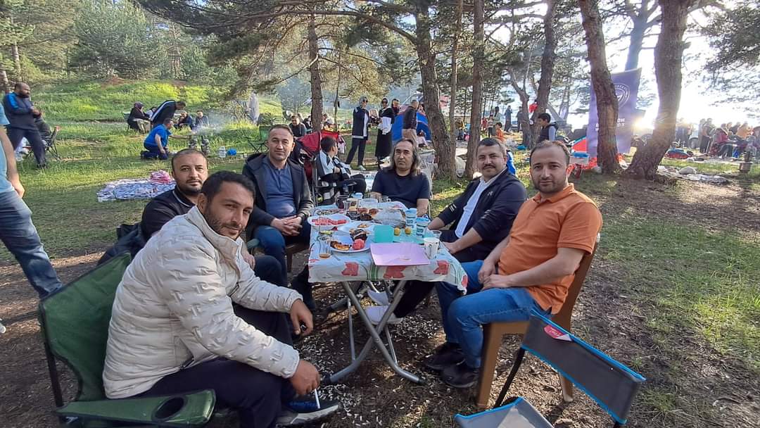 AYDOĞMUŞ,AKDAĞMADENİ 3.GELENEKSEL KIR ŞENLİĞİNE KATILDI