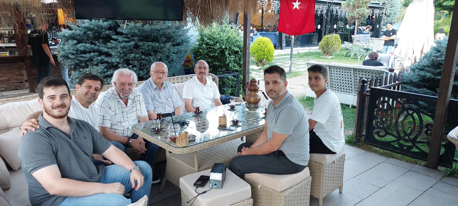 EFSANE TEKNİK DİREKTÖR MAHMUT ALPASLAN YOZGAT’TA ÖZLEM GİDERDİ