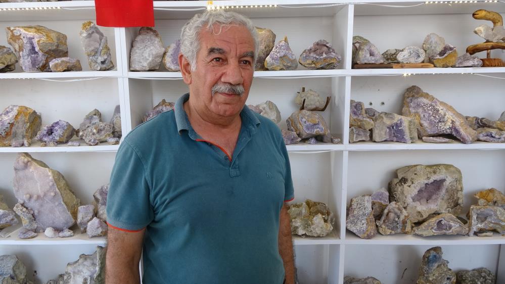 AYDINCIK YÖRESİ  ‘MOR YAKUT’ DENİLEN AMETİST TAŞLARIYLA DOLU