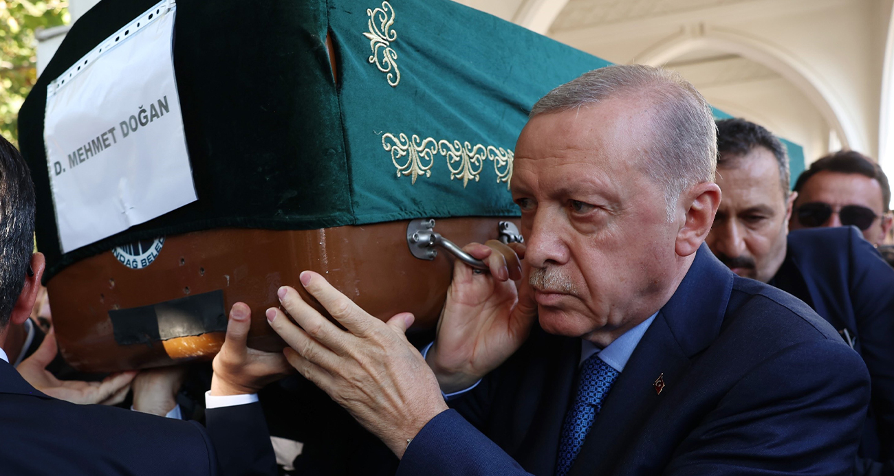 CUMHURBAŞKANI ERDOĞAN, TÜRKİYE YAZARLAR BİRLİĞİ KURUCU BAŞKANI DOĞAN’IN CENAZESİNE KATILDI
