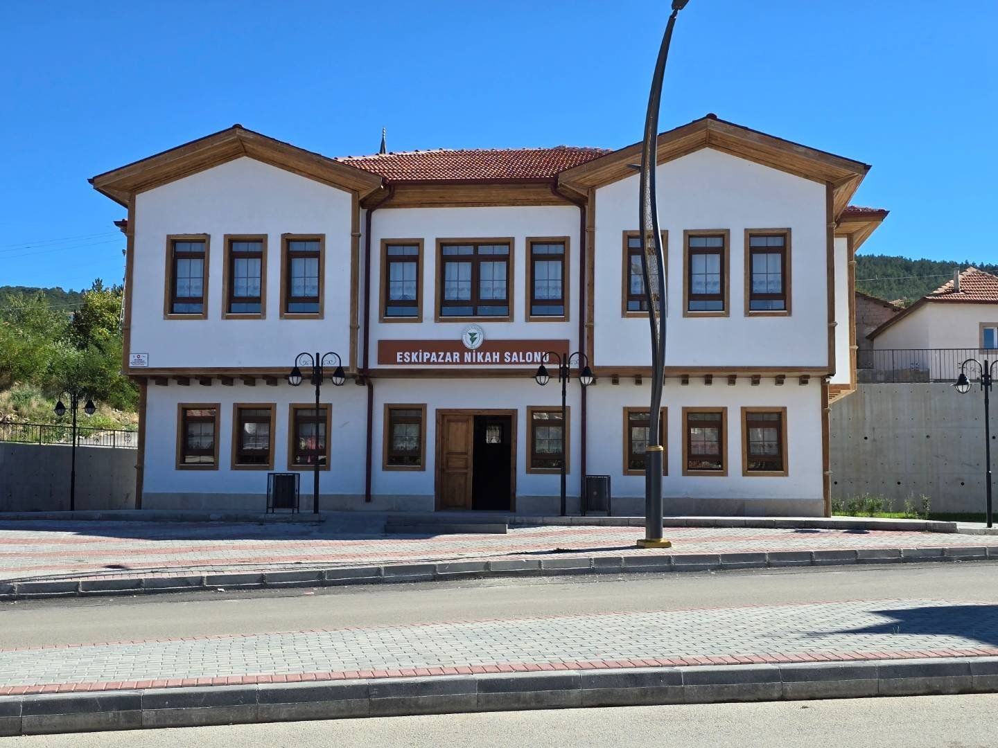 BELEDİYEDEN ESKİPAZAR MAHALLESİNE SALONLU NİKAH KONAĞI