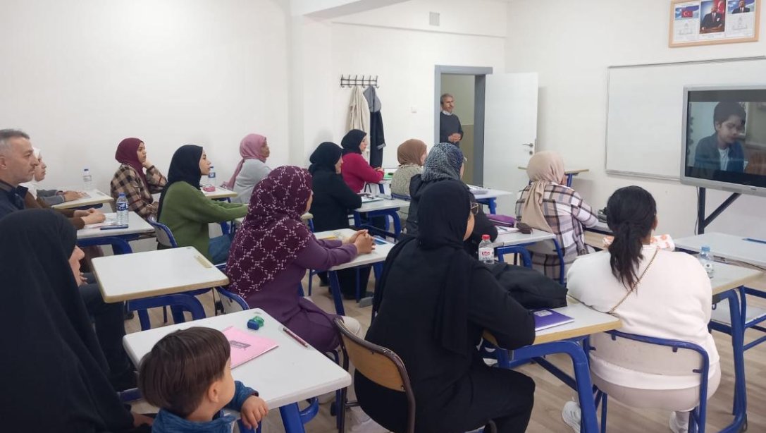 DİZİ FİLM ‘AİLEM’ HALK EĞİTİM MERKEZLERİNDE GÖSTERİMDE